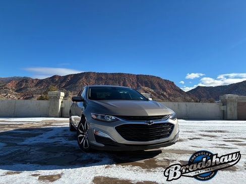 Used 2022 Chevrolet Malibu RS w/ LPO, Convenience Package 2 image 2