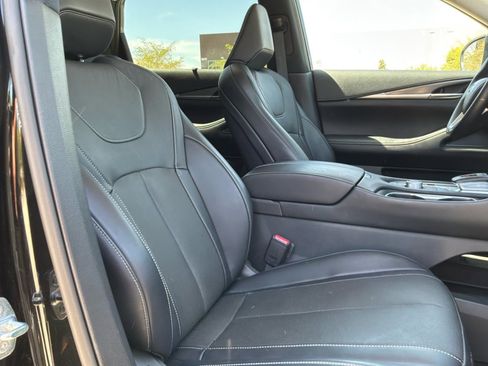 Used 2023 INFINITI QX60 Luxe w/ Cargo Package FWD image 20