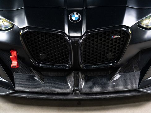 Used 2021 BMW M4 Coupe w/ Executive Package image 11