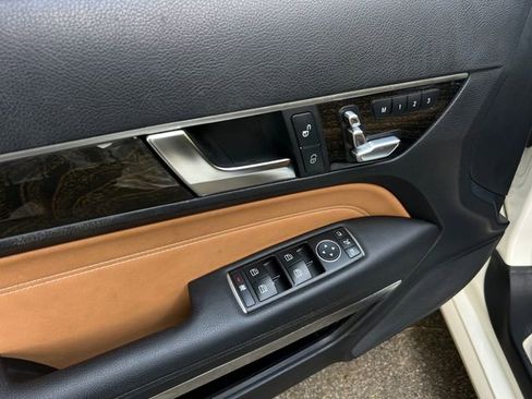 Used 2015 Mercedes-Benz E 550 Cabriolet image 11