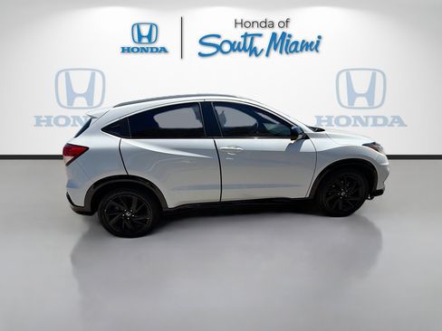 Used 2021 Honda HR-V Sport image 8