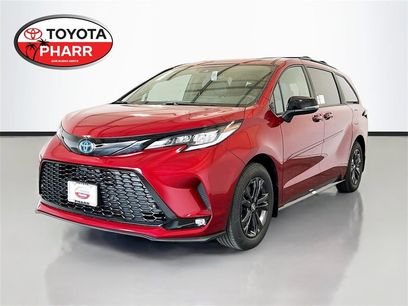 New 2025 Toyota Sienna XSE