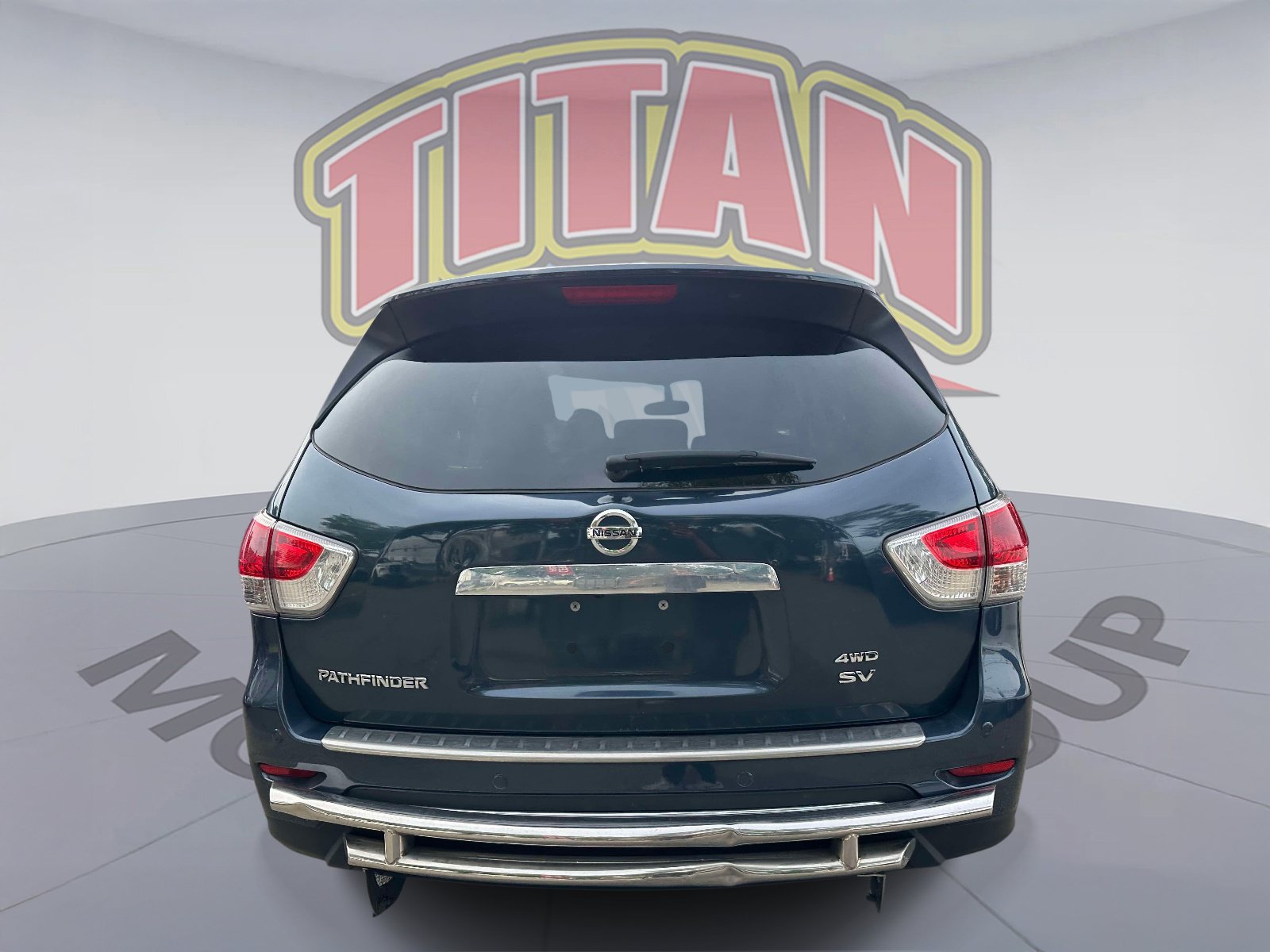 Used 2015 Nissan Pathfinder SV w/ Cargo Package FWD image 4