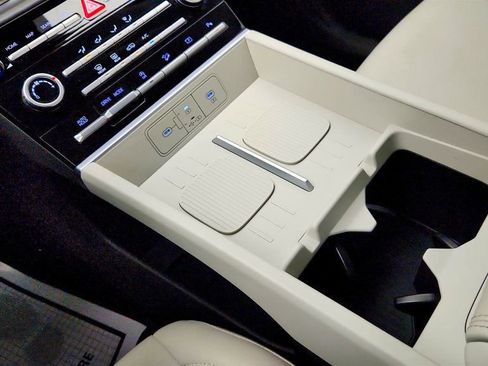 Used 2024 Hyundai Santa Fe SE FWD image 16