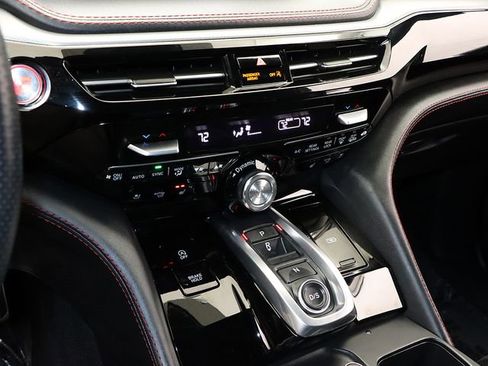 Used 2024 Acura MDX A-Spec image 22