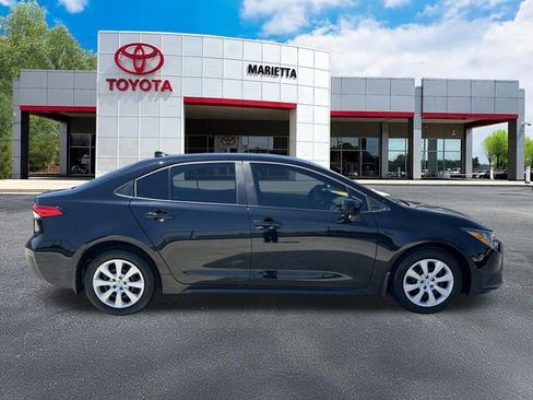 Certified 2025 Toyota Corolla LE FWD image 23