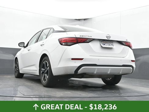 Used 2024 Nissan Sentra SV FWD image 32