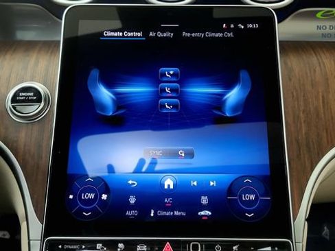 Used 2025 Mercedes-Benz GLC 350e 4MATIC image 66