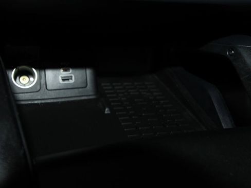 Used 2025 Ford Bronco Sport Badlands image 19