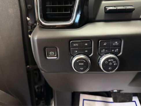 Used 2023 GMC Sierra 1500 Denali w/ Denali Reserve Package image 12