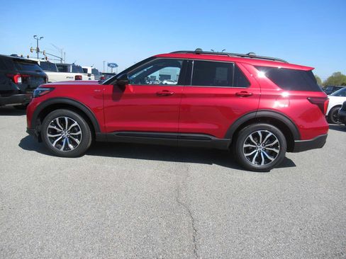 New 2026 Ford Explorer ST-Line AWD/4WD image 8