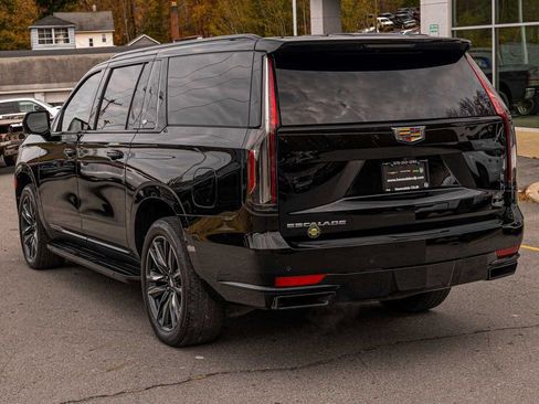Used 2023 Cadillac Escalade ESV Sport w/ LPO, Floor Liner Package image 4