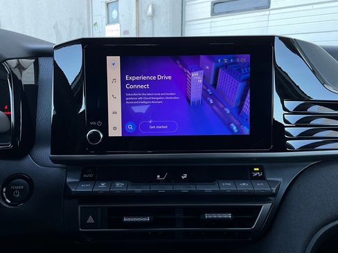 Used 2025 Toyota Camry LE image 25