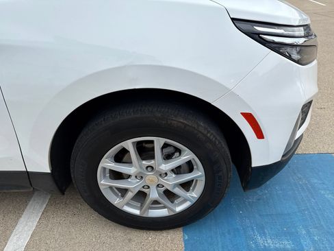 Used 2023 Chevrolet Equinox LT FWD image 5