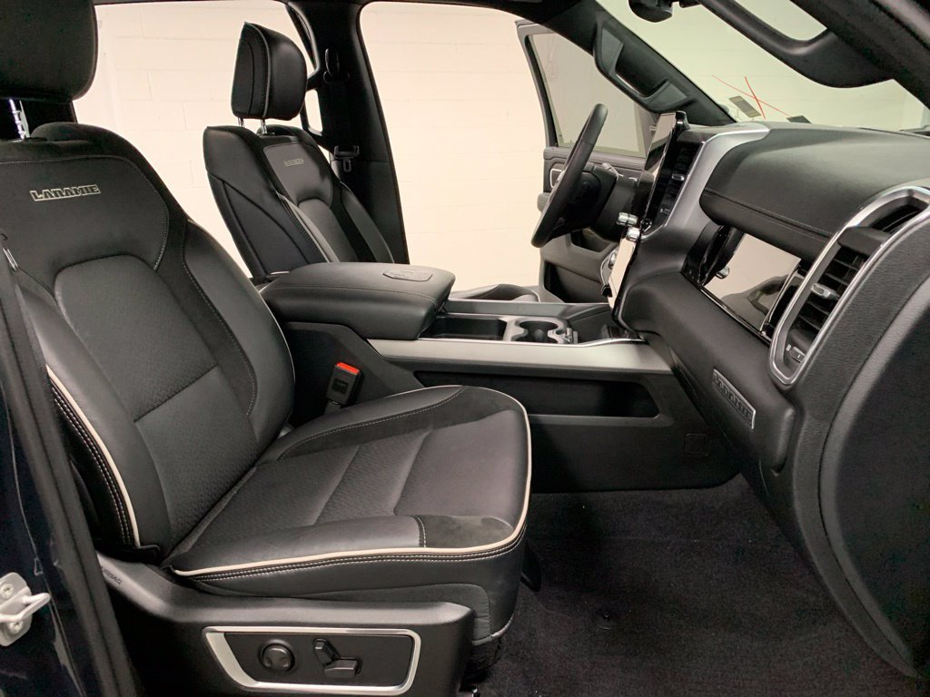 Used 2025 RAM 1500 Laramie w/ Night Edition AWD/4WD image 7