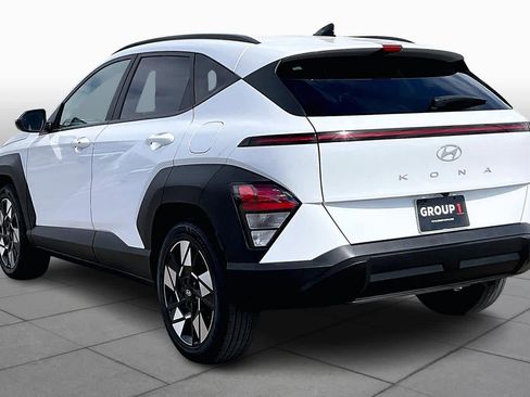 Used 2025 Hyundai Kona SEL FWD image 11