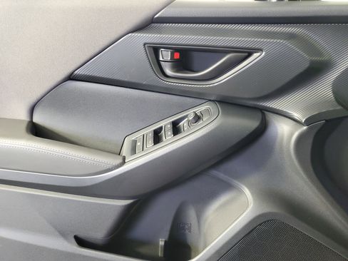 New 2025 Subaru Crosstrek 2.5i Premium w/ Crosstrek Mirror Package image 28