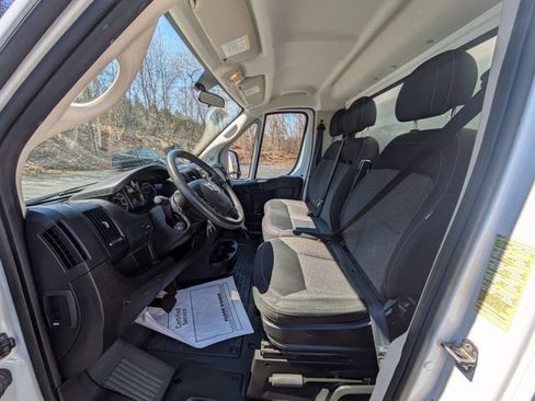 Used 2019 RAM ProMaster 3500 w/ Premium Appearance Group FWD image 24
