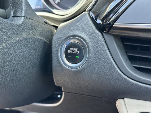 Used 2020 Buick Envision Essence w/ Experience Buick Package image 30