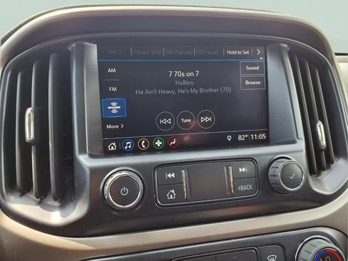 Used 2022 Chevrolet Colorado Z71 AWD/4WD image 25
