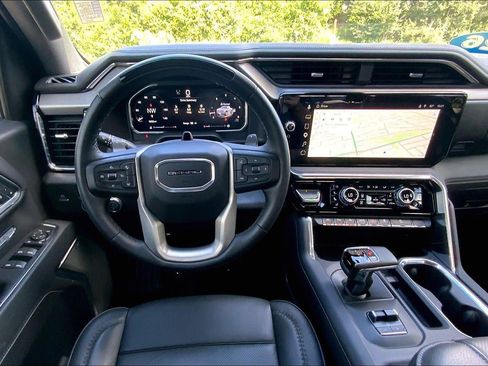 Used 2026 GMC Sierra 1500 Denali AWD/4WD image 5