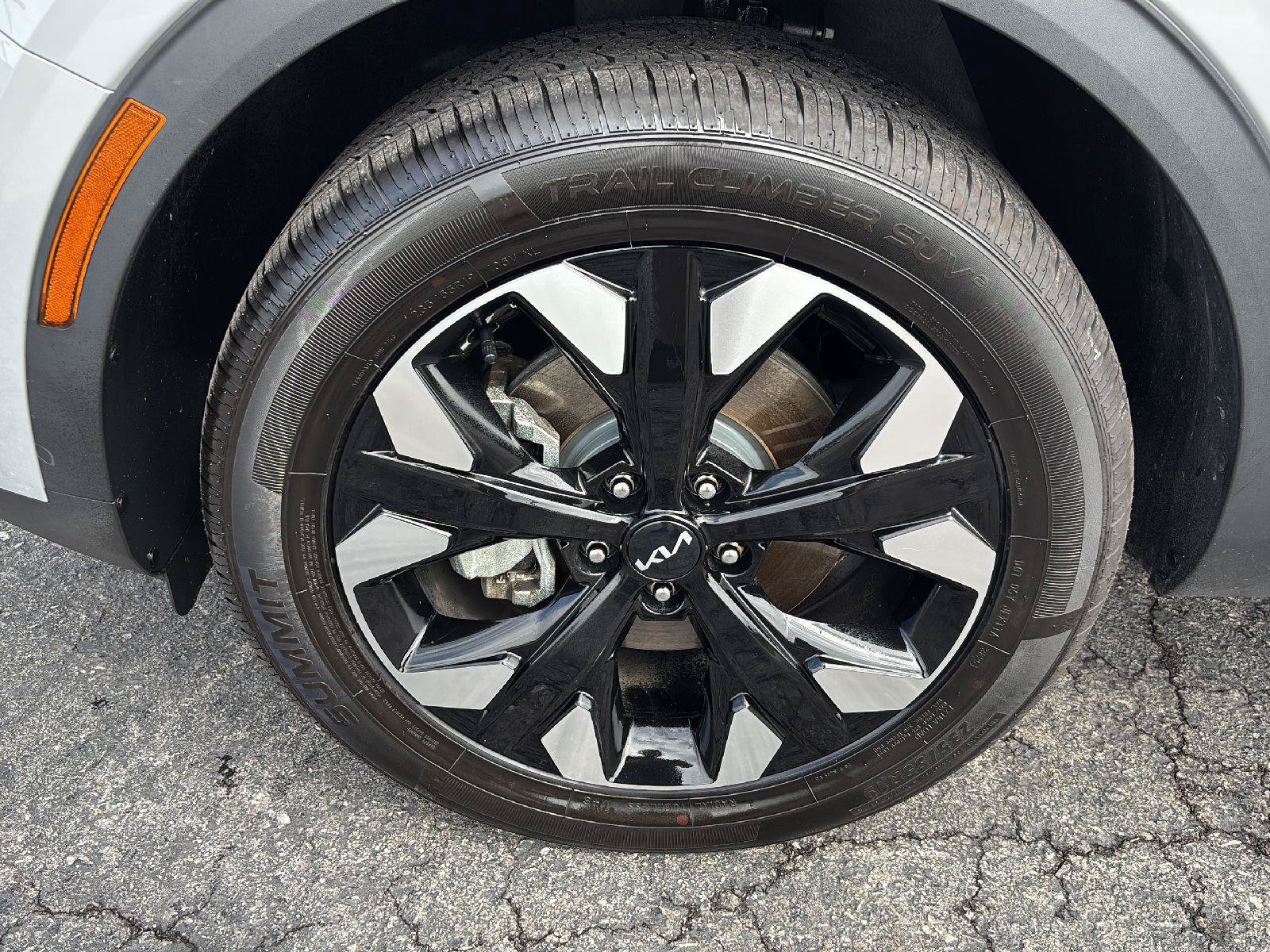 Used 2023 Kia Sportage X-Line w/ X-Line Premium Package AWD/4WD image 3