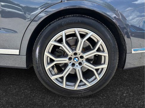 Used 2019 BMW X7 xDrive50i w/ Premium Package AWD/4WD image 16