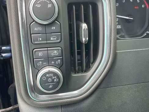 Used 2019 GMC Sierra 1500 SLT w/ SLT Premium Plus Package AWD/4WD image 30