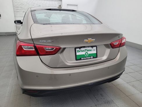 Used 2024 Chevrolet Malibu LT FWD image 6