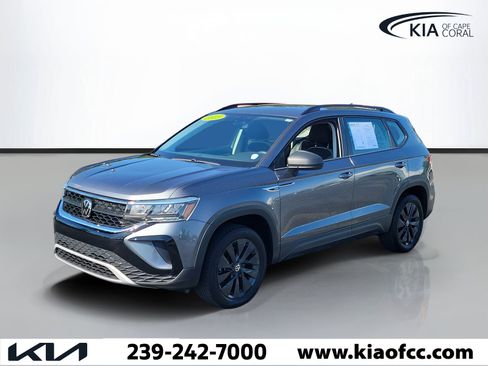 Used 2023 Volkswagen Taos S FWD image 3