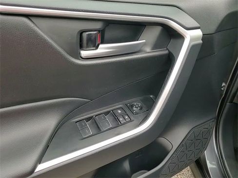 Certified 2025 Toyota RAV4 XLE image 10