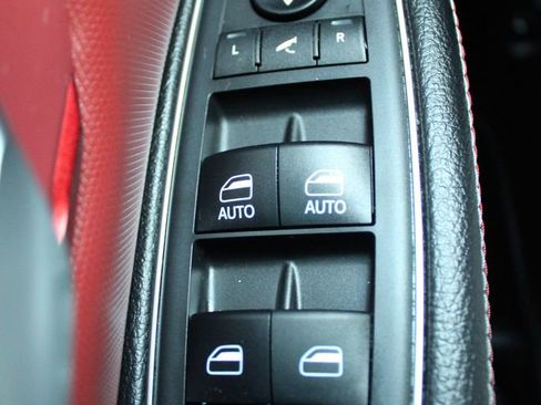Used 2019 RAM 1500 Rebel w/ Level 2 Equipment Group AWD/4WD image 23