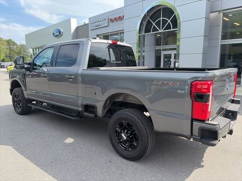 Used 2024 Ford F350 XLT w/ XLT Premium Package AWD/4WD image 4