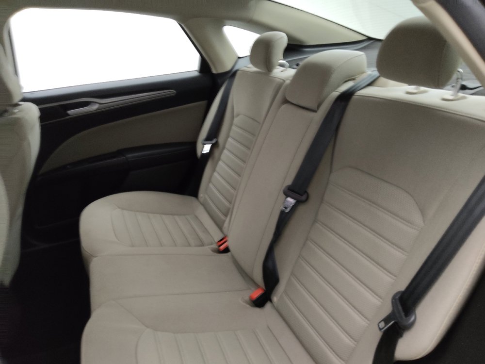 Used 2020 Ford Fusion S FWD image 18
