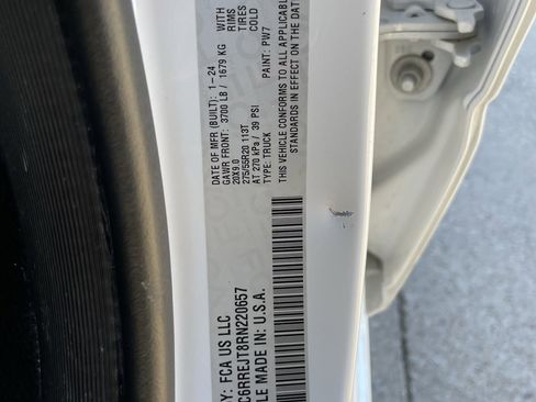 Used 2024 RAM 1500 Laramie image 28