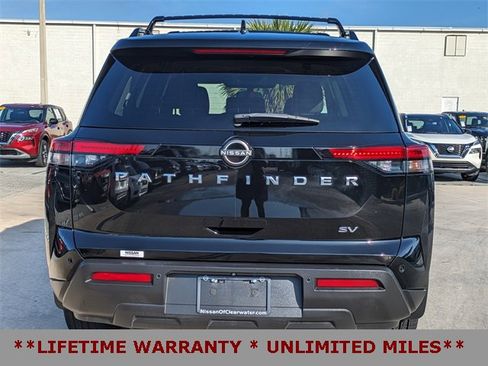 Used 2022 Nissan Pathfinder SV image 7