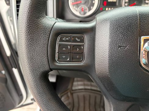 Used 2017 RAM 1500 Classic SLT AWD/4WD image 14