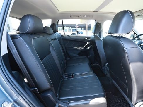 Used 2022 Volkswagen Tiguan SE FWD image 28