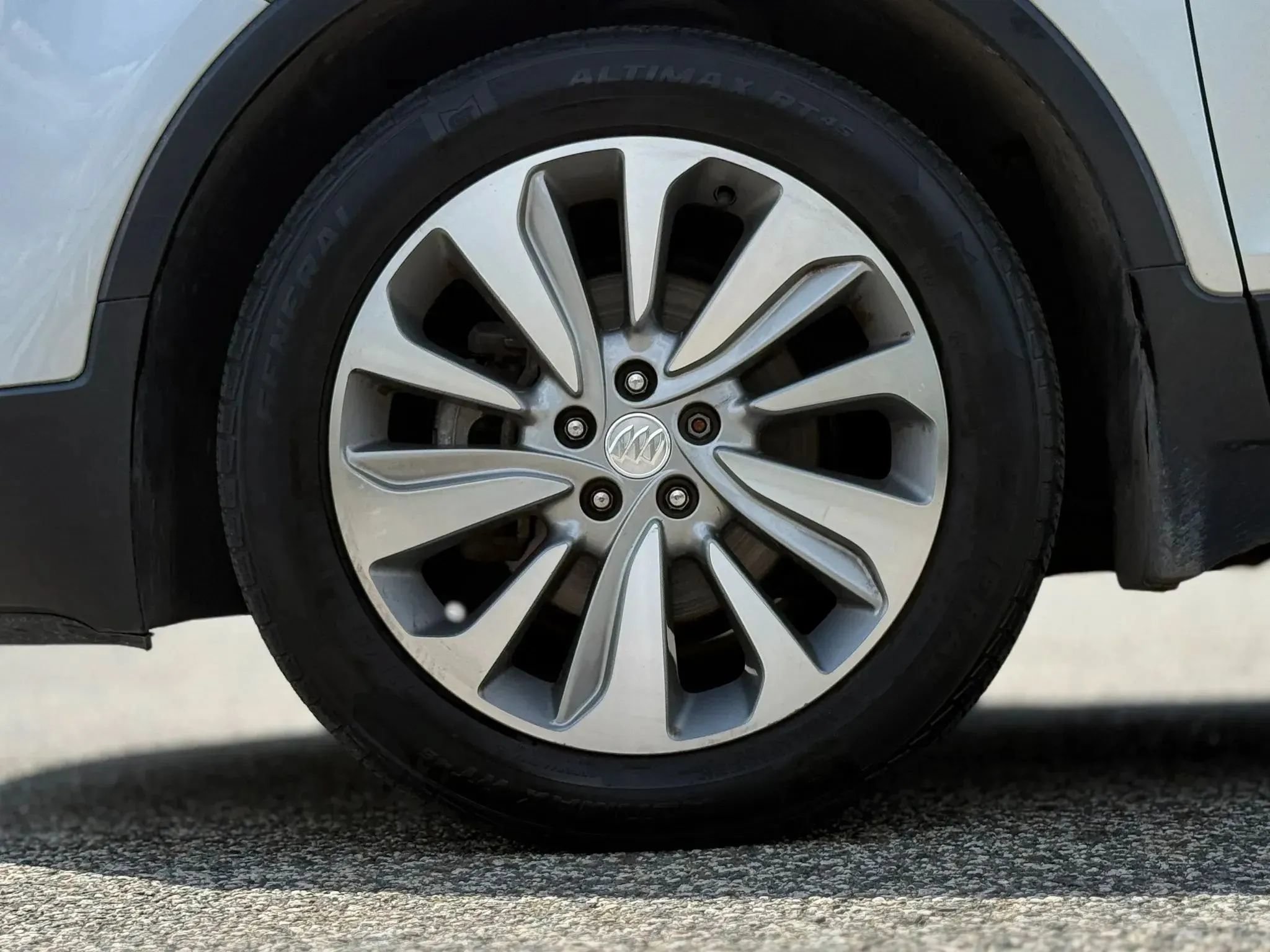Used 2019 Buick Encore Preferred w/ Safety Package FWD image 30