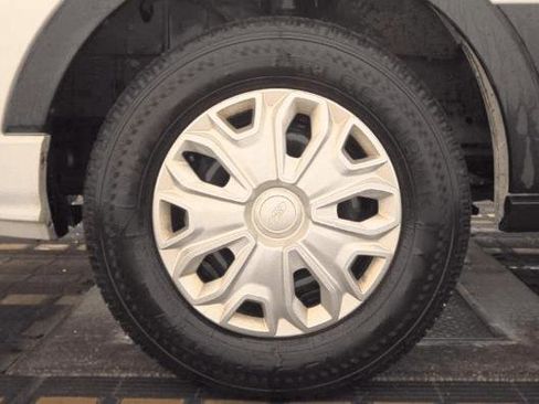 Used 2023 Ford Transit 350 XLT RWD image 26