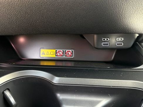 New 2026 Lexus UX 300h FWD image 15