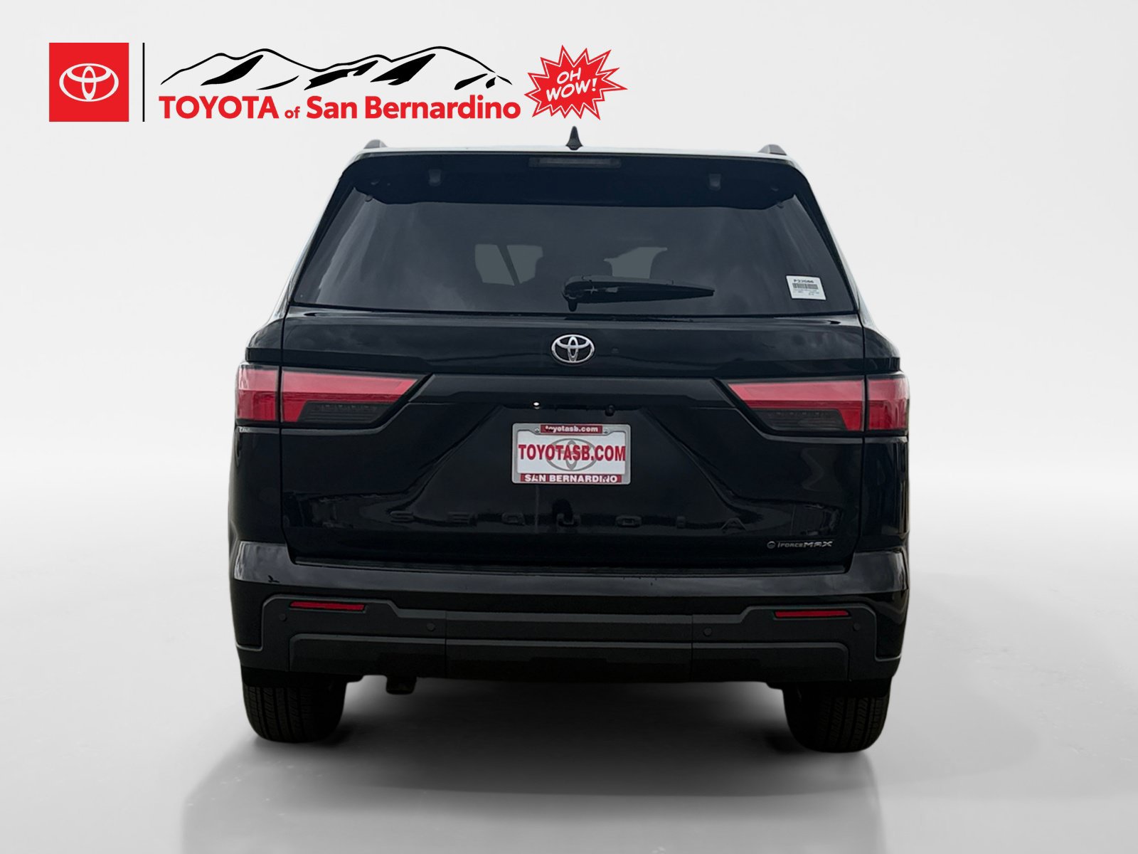 Certified 2025 Toyota Sequoia SR5 AWD/4WD image 4