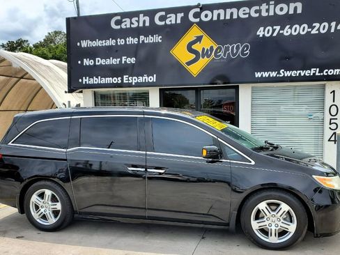 Used 2011 Honda Odyssey Touring image 5
