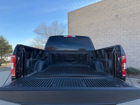 Used 2020 Ford F150 XLT image 10
