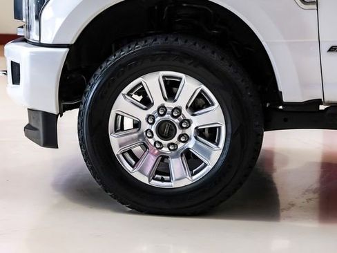 Used 2018 Ford F250 Platinum w/ Platinum Ultimate Package image 47