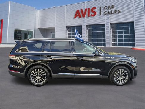 Used 2024 Lincoln Aviator AWD w/ Premium Package image 5