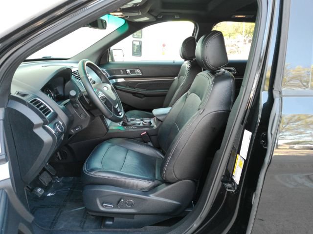 Used 2016 Ford Explorer Limited w/ Equipment Group 303A AWD/4WD image 15