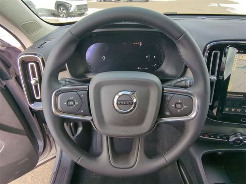 New 2026 Volvo XC40 B5 Plus w/ Protection Package Premier image 21