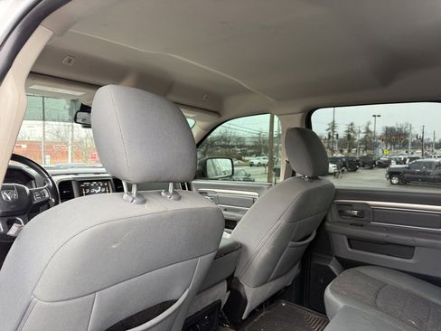 Used 2019 RAM 1500 Big Horn image 25