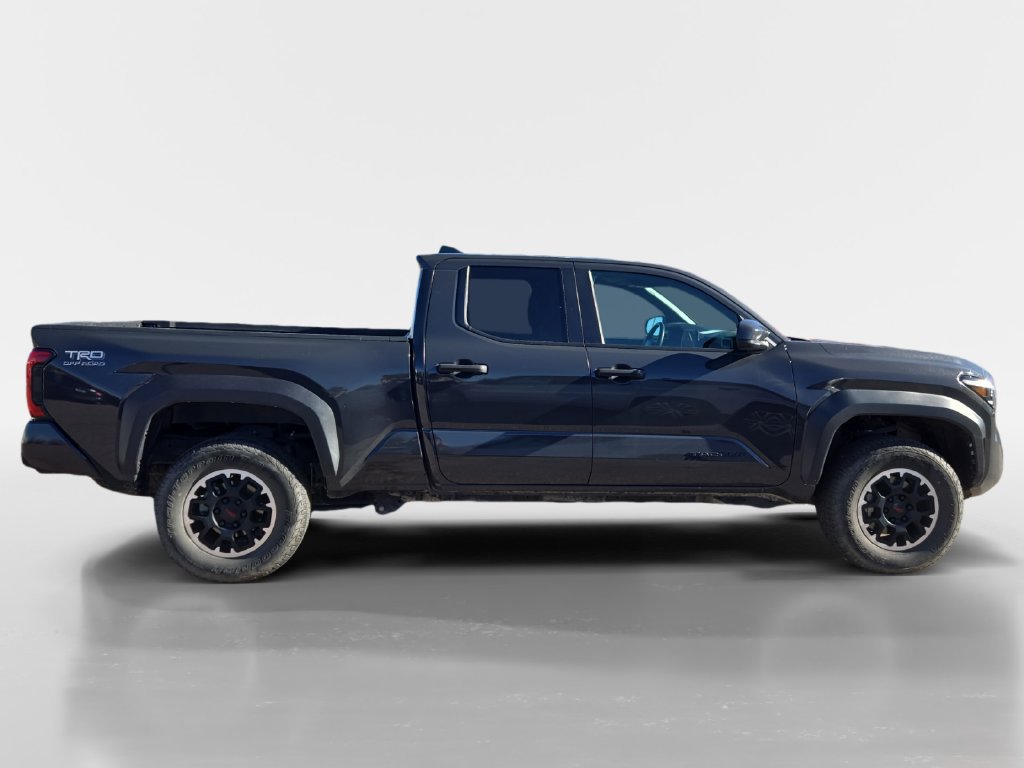Used 2024 Toyota Tacoma TRD Off-Road AWD/4WD image 6